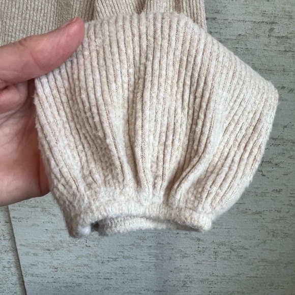 Final Touch Oatmeal Knit Top Sz Large Ruched Front w/ Cinch Tie Stretchy Boho - Picture 9 of 15